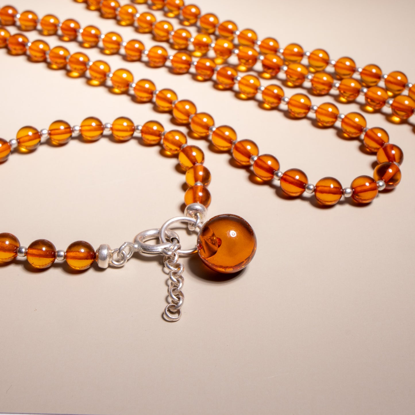 Conjunto de Âmbar Báltico Cognac com Prata 925 – Colar 70 cm + Pulseira Ajustável