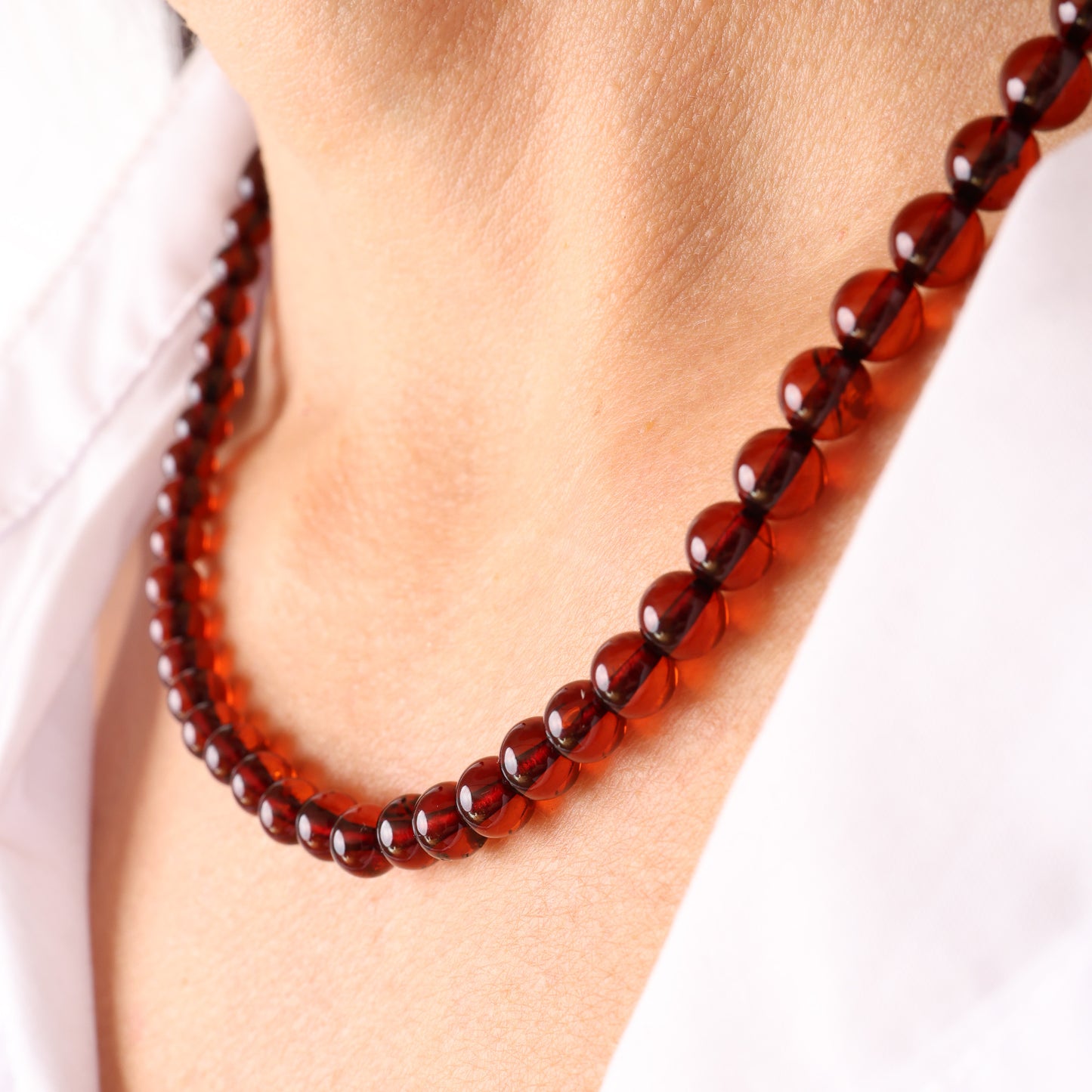 Colar Âmbar Báltico Cherry Round Classico – 45 cm