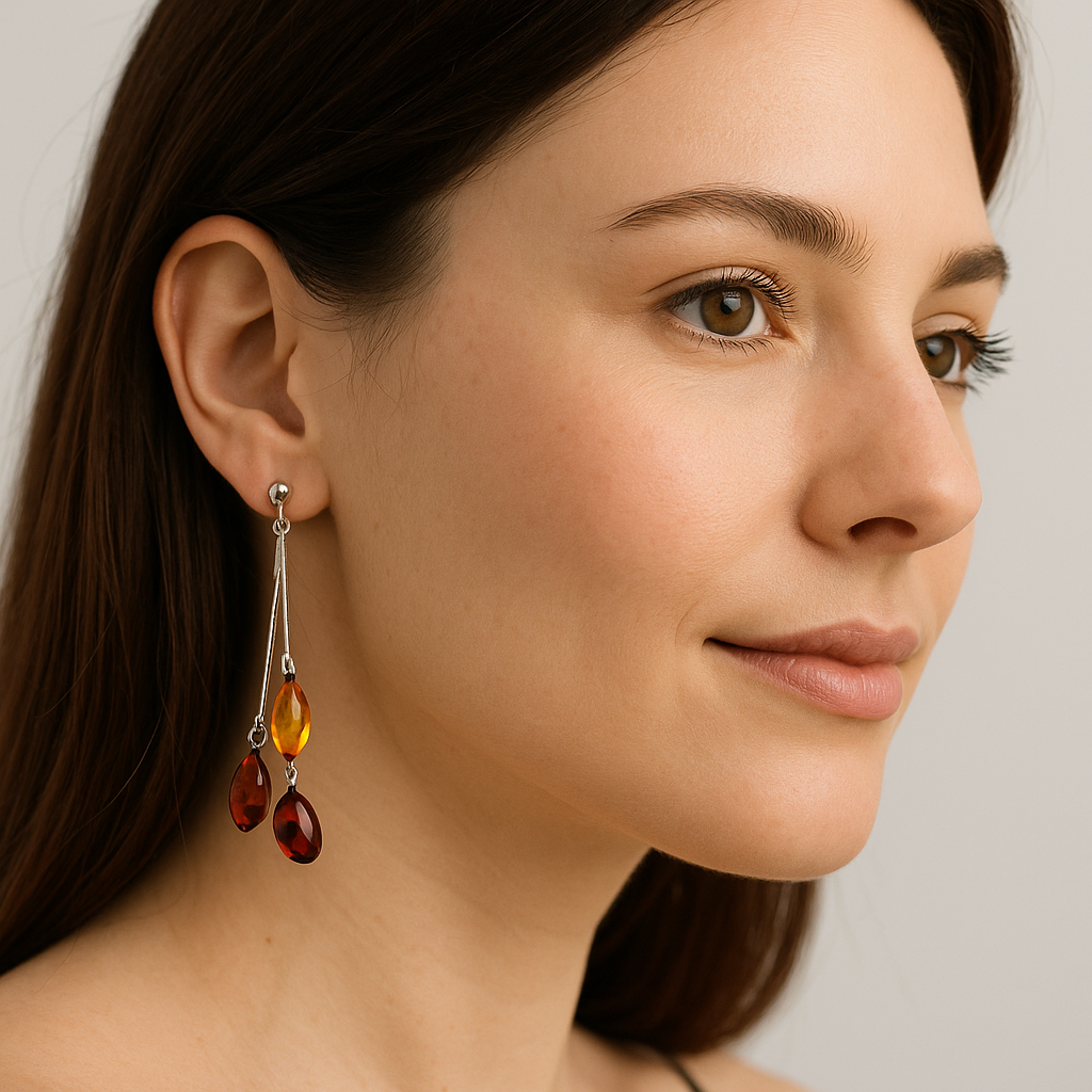 Brinco Âmbar Natural Duo – Longo com Gotas Bálticas