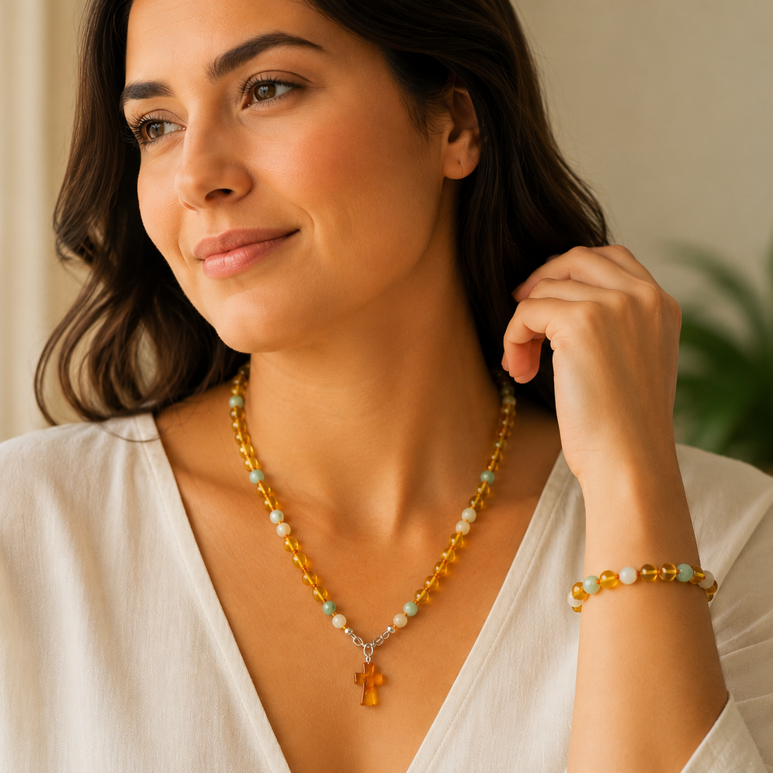 Conjunto Proteção Divina | Colar com Cruz e Pulseira em Âmbar Natural