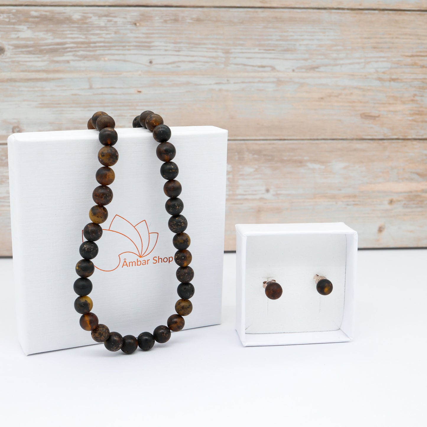 Conjunto Âmbar Verde Escuro Não Polido Round Classico – Colar 45 cm + Brincos Prata