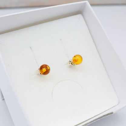 Brincos Honey  Glow – Âmbar Báltico