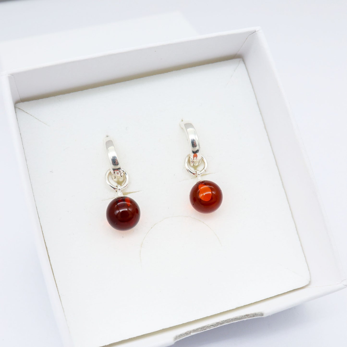 Brinco de Âmbar Clássico Cherry - Prata 925