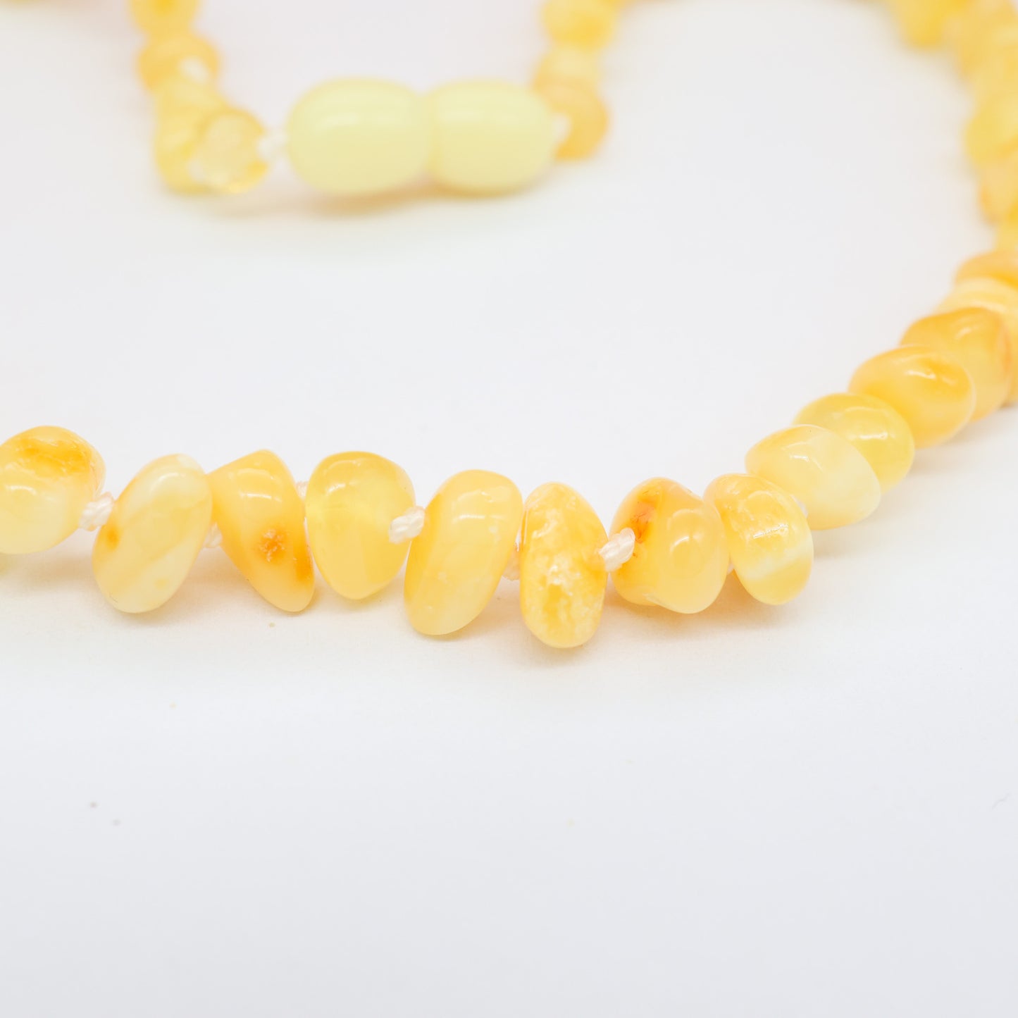 Colar de Âmbar Báltico Bebê GALAXIA 32-33 cm