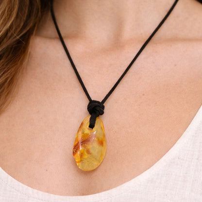 Amuleto Âmbar Báltico Guardião Solar